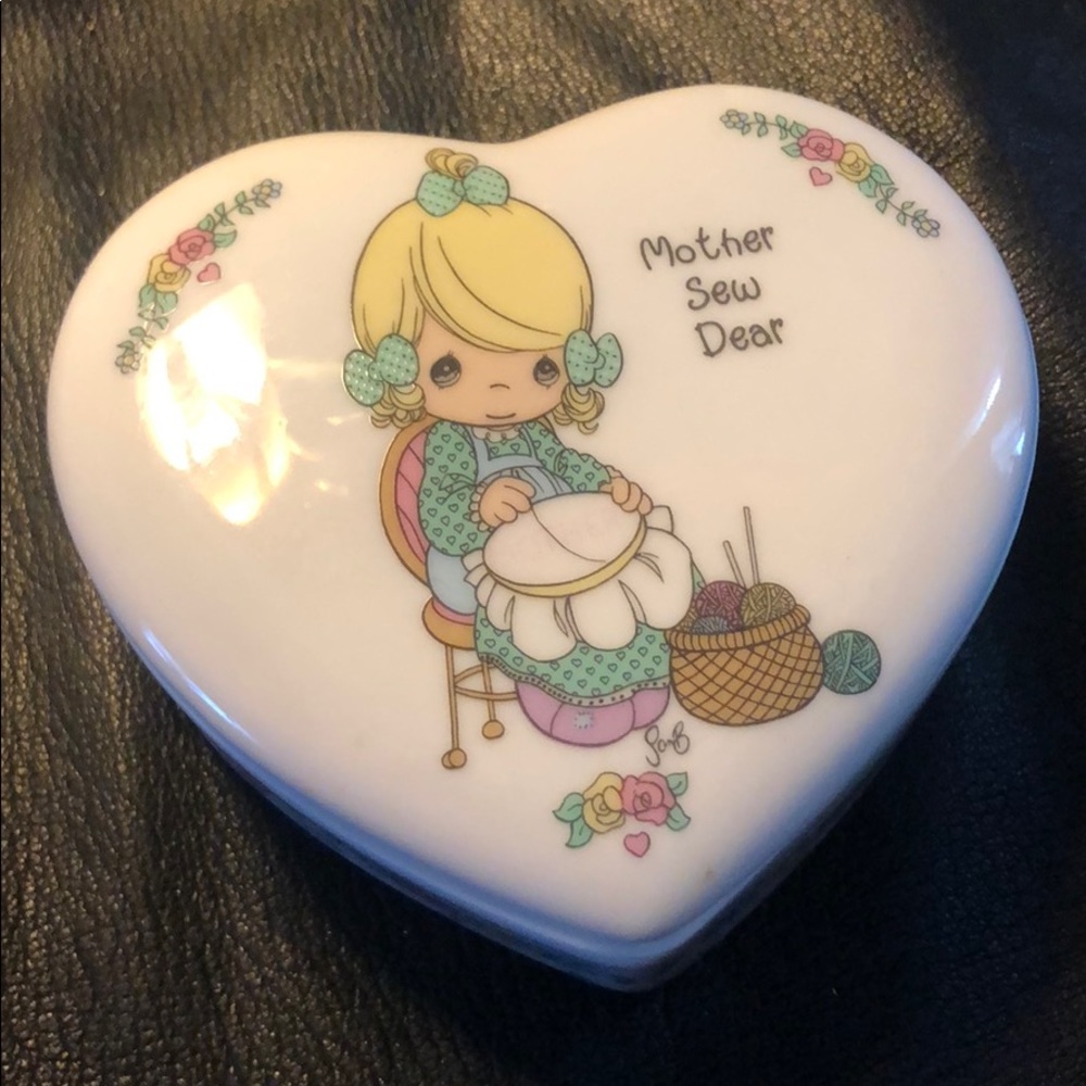 Heart shaped box